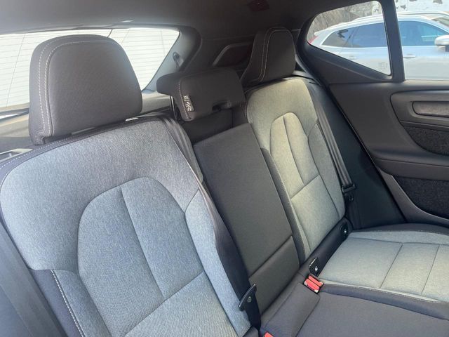 VOLVO VOLVO XC40 2023