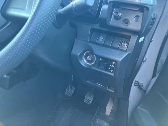 SUZUKI JIMNY SIERRA 2023