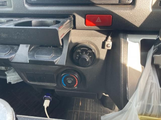 TOYOTA HIACE van 2WD 2015