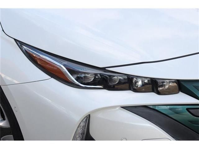 TOYOTA PRIUS PHV 2017