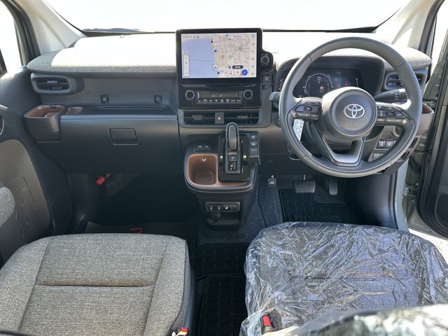 TOYOTA SIENTA HYBRID 2025