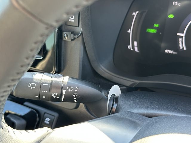 TOYOTA SIENTA HYBRID 2025