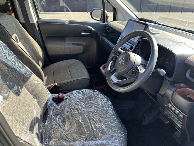 TOYOTA SIENTA HYBRID 2025