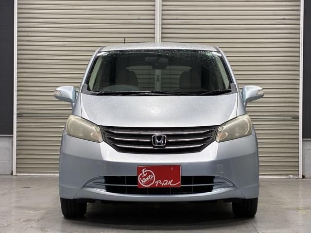 HONDA FREED 2009