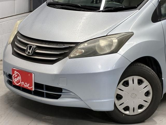 HONDA FREED 2009