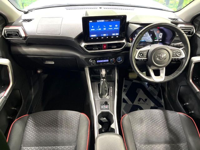 TOYOTA RAIZE HYBRID 2022