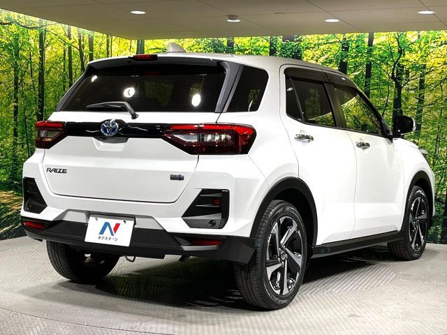 TOYOTA RAIZE HYBRID 2022