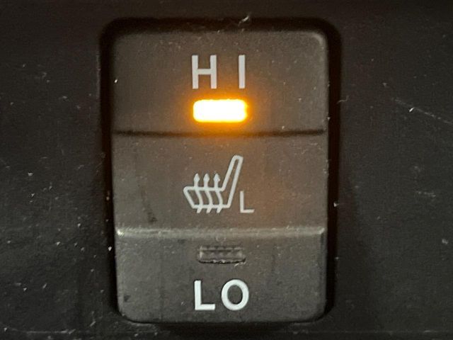 TOYOTA SIENTA HYBRID 2017