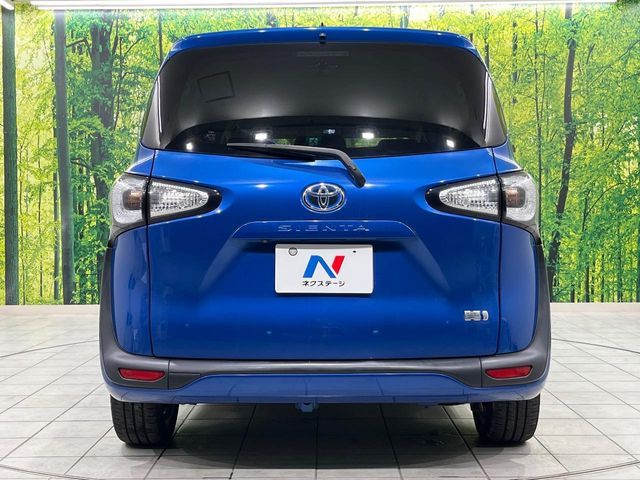 TOYOTA SIENTA HYBRID 2017