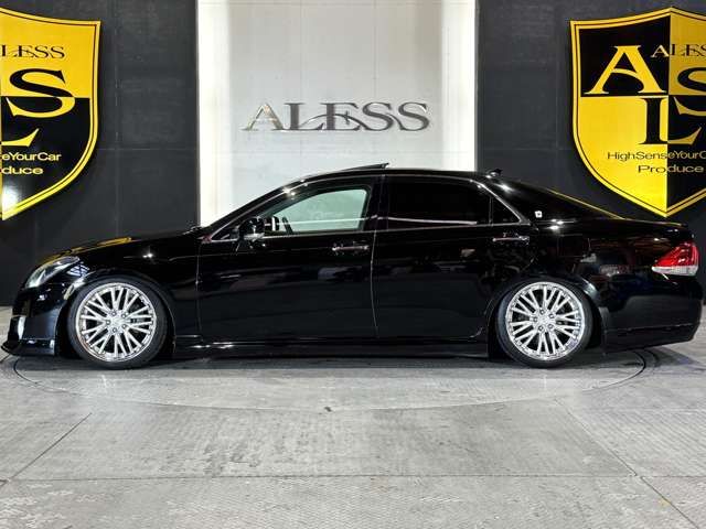 TOYOTA CROWN sedan 2011