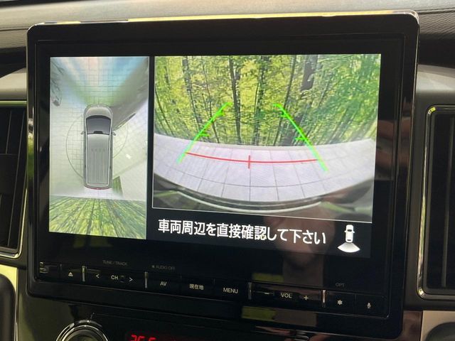 MITSUBISHI DELICA D:5 4WD 2023