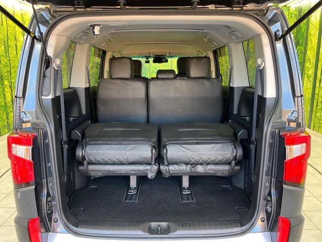 MITSUBISHI DELICA D:5 4WD 2023