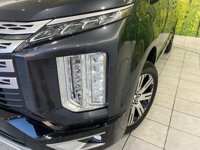 MITSUBISHI DELICA D:5 4WD 2023