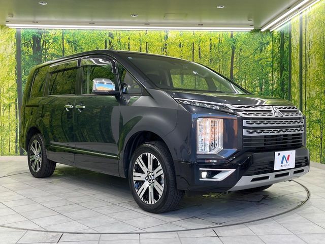 MITSUBISHI DELICA D:5 4WD 2023