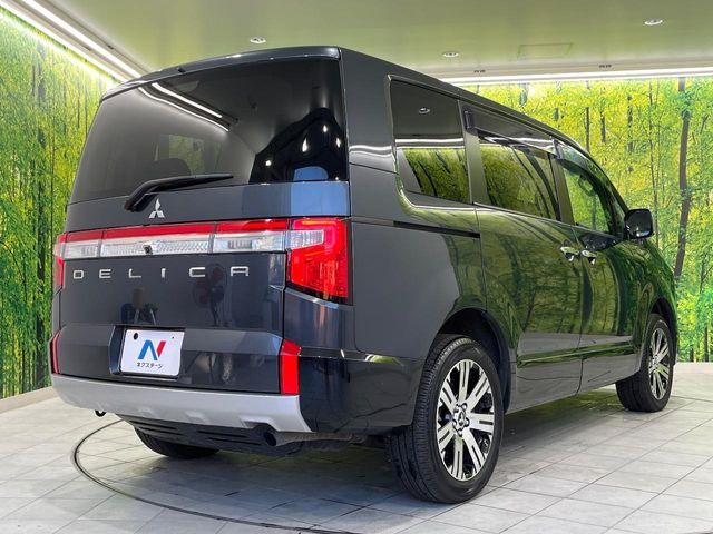 MITSUBISHI DELICA D:5 4WD 2023