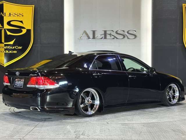 TOYOTA CROWN sedan 2010