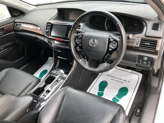 HONDA ACCORD HYBRID 2017
