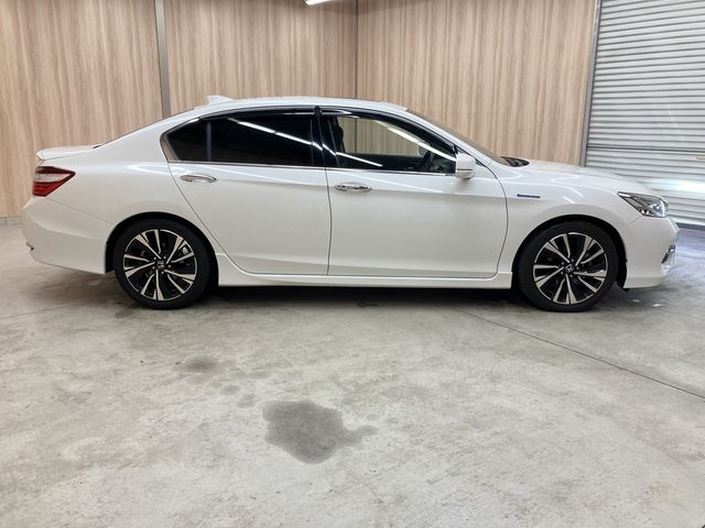 HONDA ACCORD HYBRID 2017