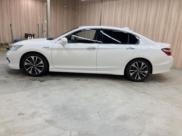 HONDA ACCORD HYBRID 2017
