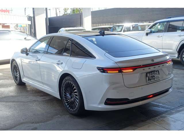 TOYOTA CROWN sedan hybrid 2024