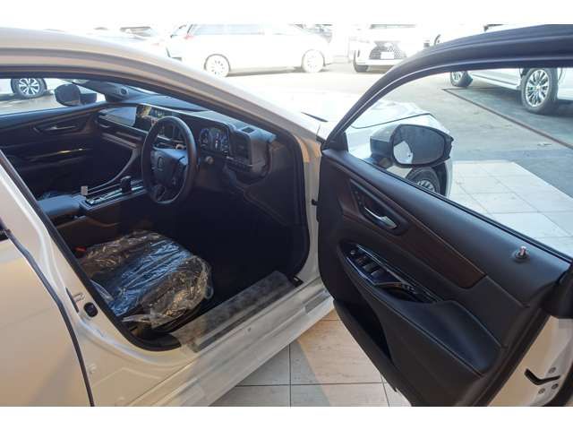 TOYOTA CROWN sedan hybrid 2024