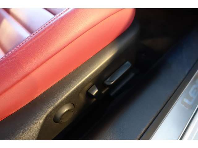 TOYOTA LEXUS RC300 2020