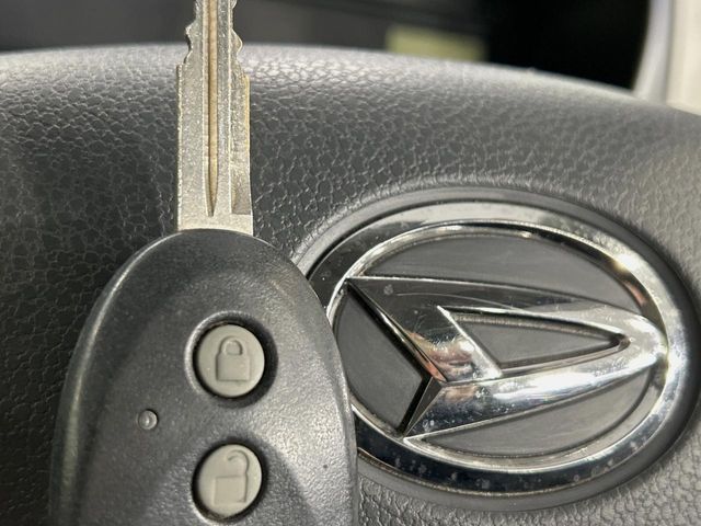 DAIHATSU MIRA e:S 2014