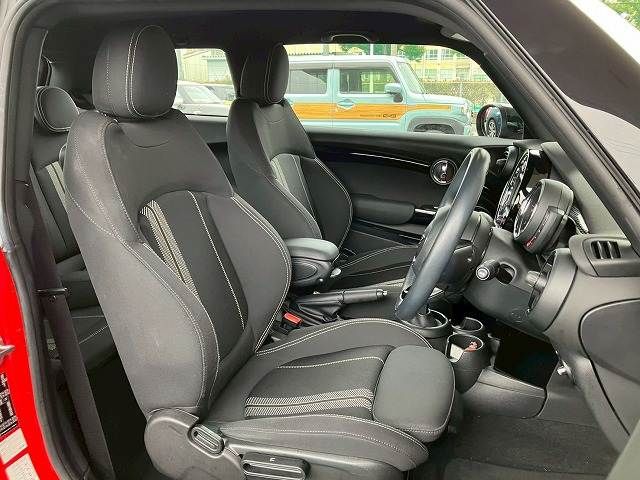 BMW MINI COOPER S 2019