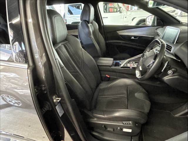 PEUGEOT PEUGEOT 5008 2021