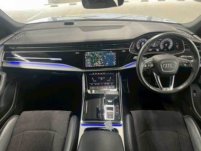 AUDI AUDI Q8 2019