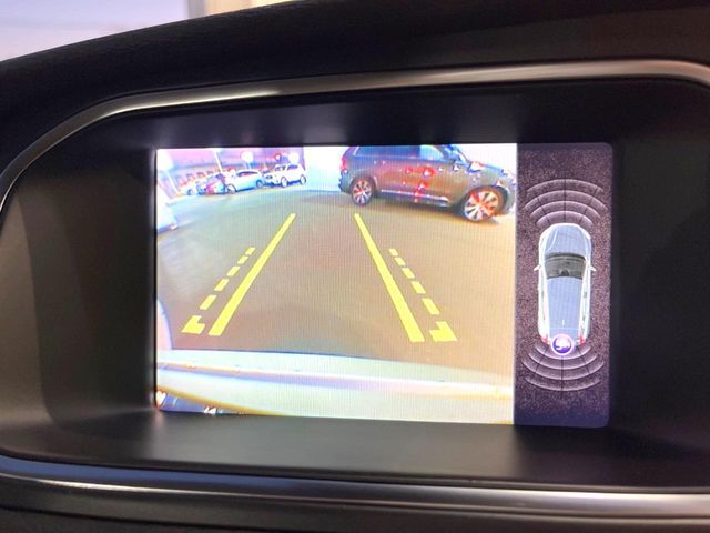 VOLVO VOLVO V40 2018