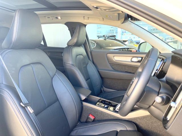 VOLVO VOLVO XC40 2022