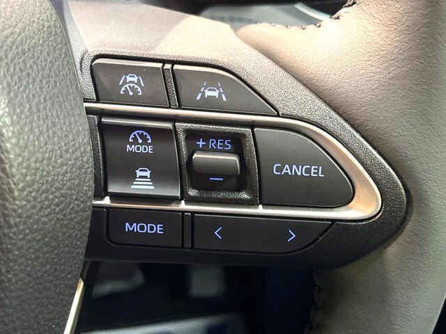 TOYOTA VOXY HYBRID 2025