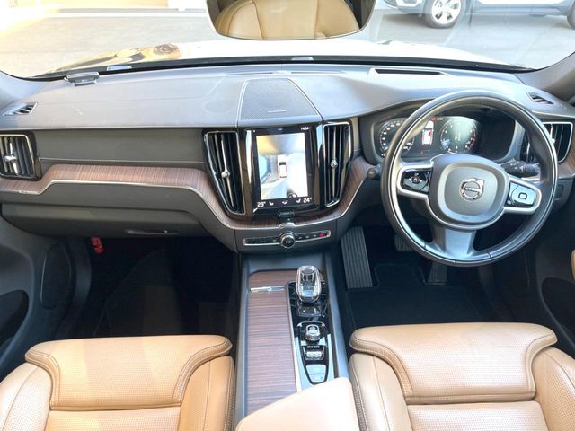 VOLVO VOLVO XC60 2021