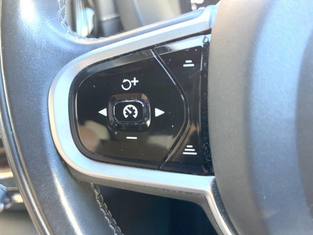 VOLVO VOLVO XC60 2021