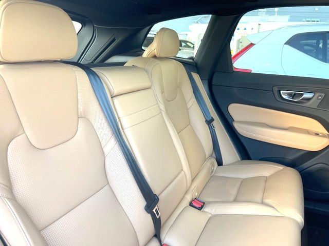 VOLVO VOLVO XC60 2021