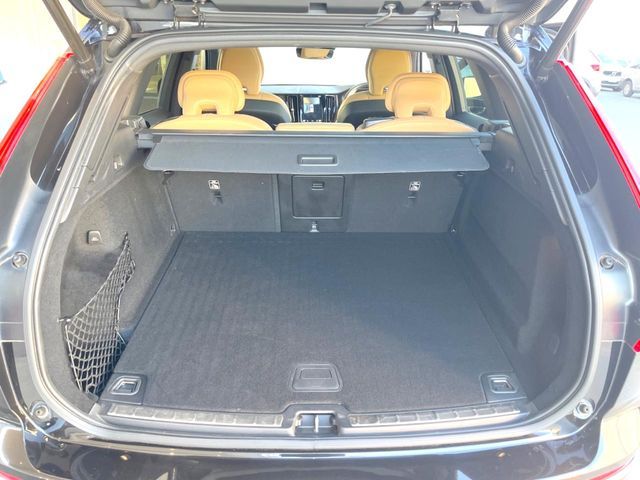 VOLVO VOLVO XC60 2021