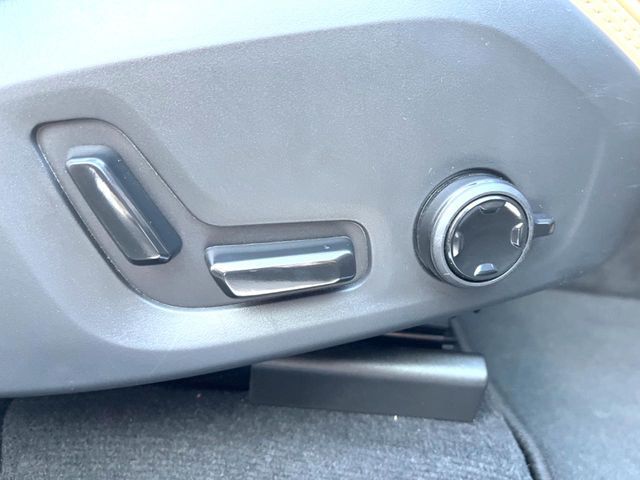 VOLVO VOLVO XC60 2023