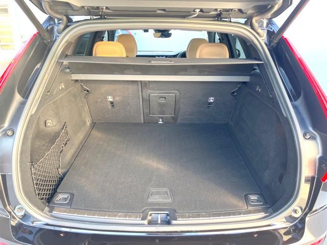 VOLVO VOLVO XC60 2023