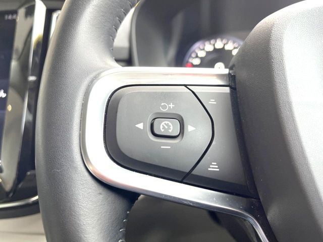 VOLVO VOLVO XC40 2018