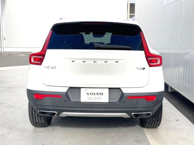VOLVO VOLVO XC40 2018
