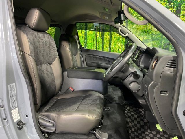 NISSAN CARAVAN van 4WD 2023