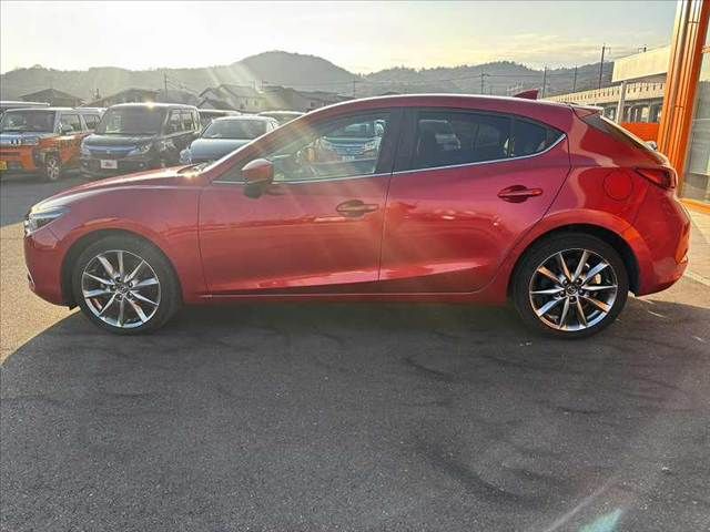 MAZDA AXELA SPORTS 2017