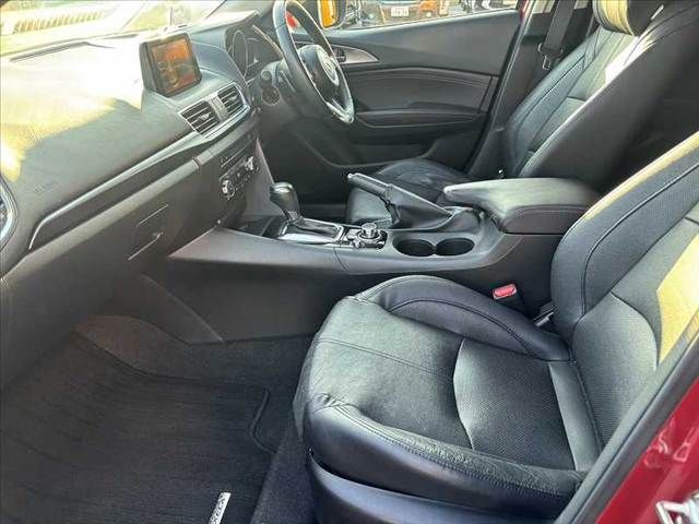 MAZDA AXELA SPORTS 2017