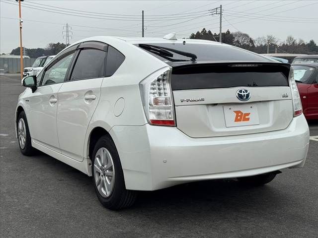 TOYOTA PRIUS 2010