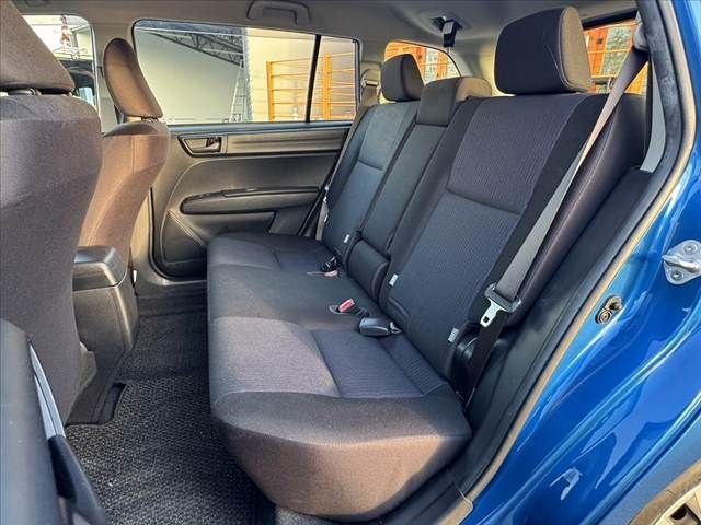 TOYOTA COROLLA FIELDER 2016