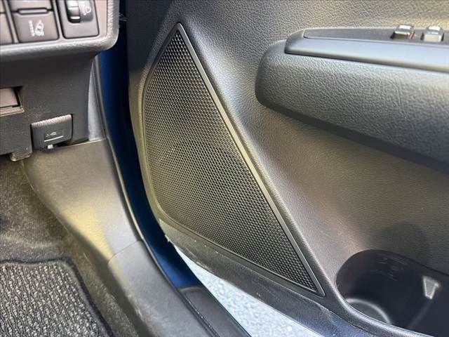 TOYOTA COROLLA FIELDER 2016