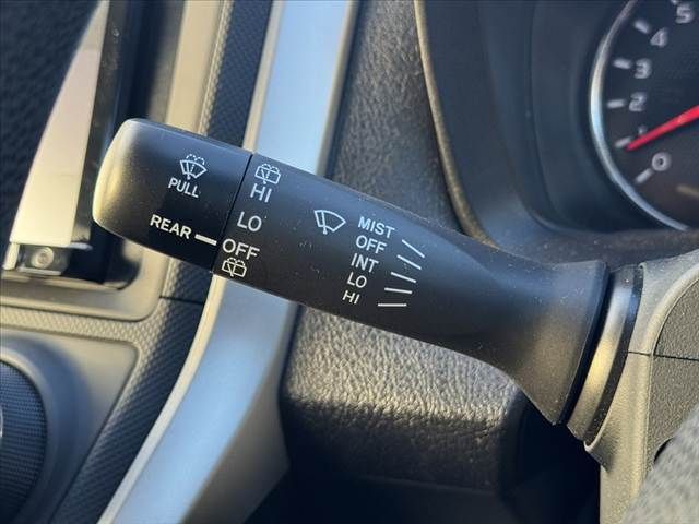 TOYOTA COROLLA FIELDER 2016