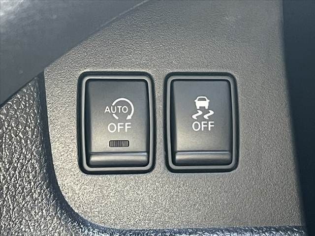 NISSAN SERENA  S-HYBRID 2016