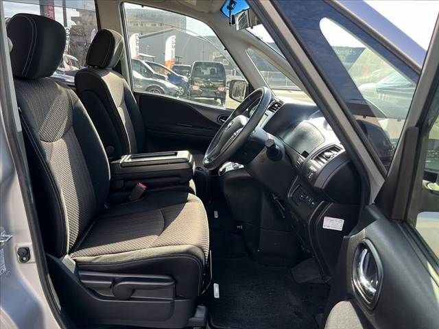 NISSAN SERENA  S-HYBRID 2016